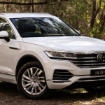 Bonnet Solar Panel - Volkswagen Touareg 100-Watt